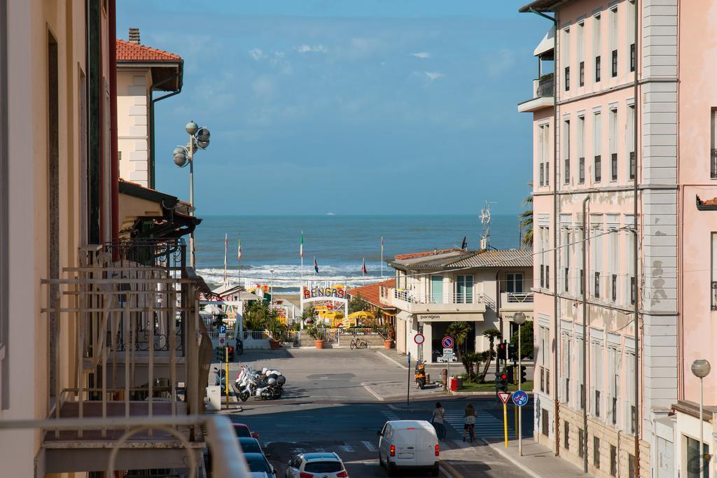 Daire Attico Con 2 In Via Vespucci